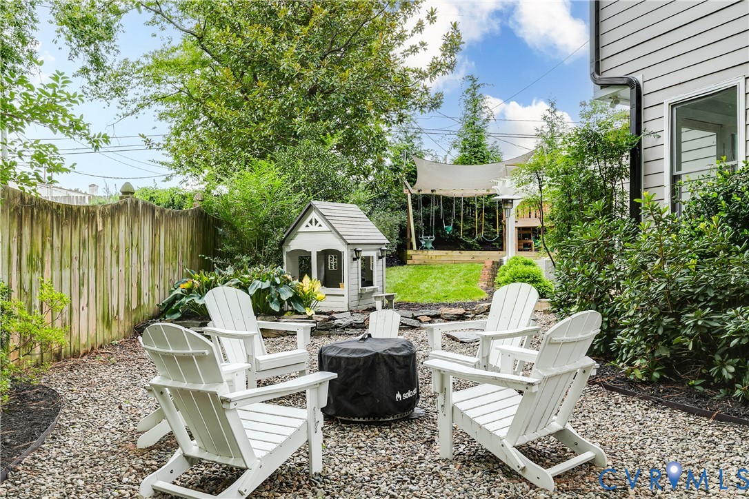 410 Lakewood Dr