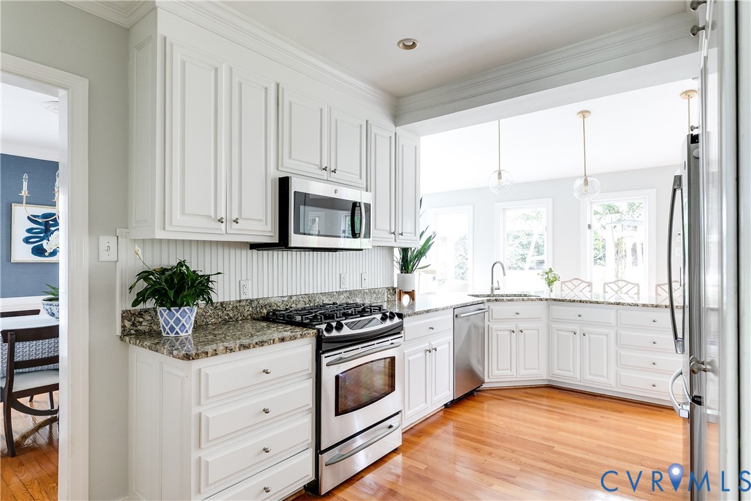 410 Lakewood Dr