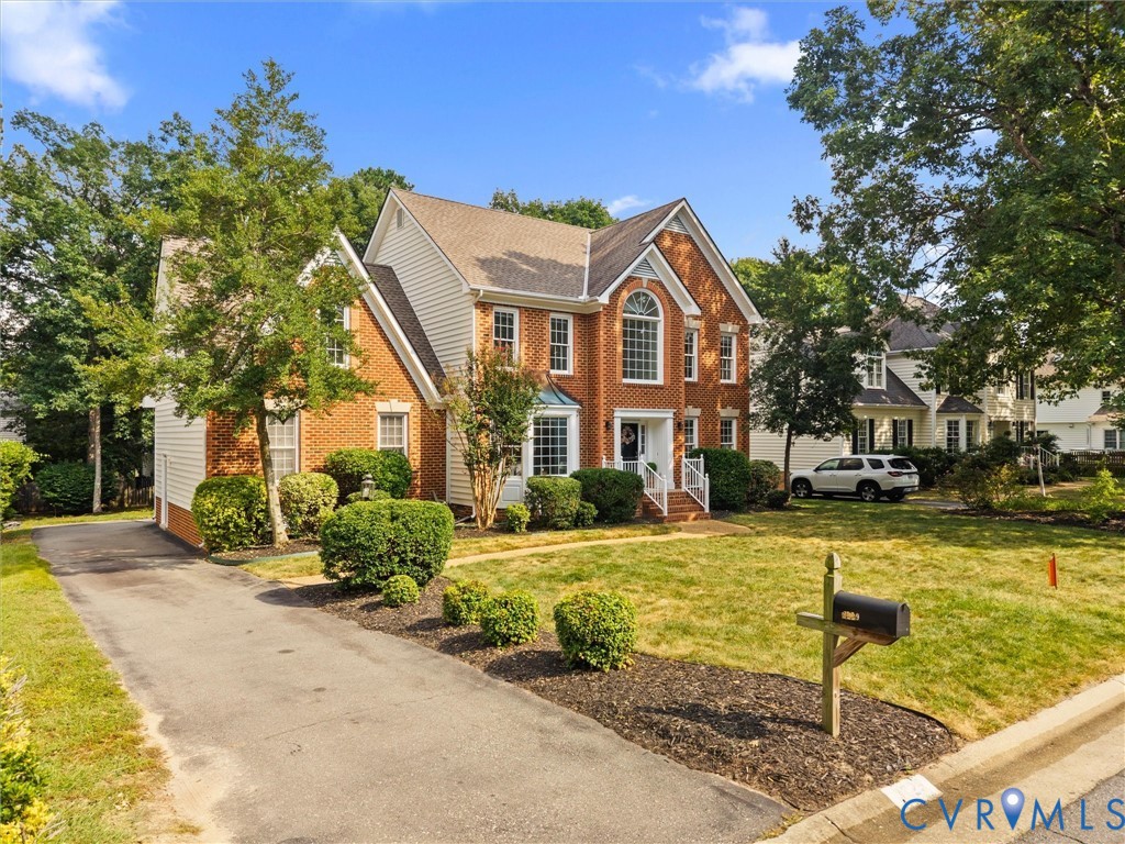 3229 Center Ridge Dr