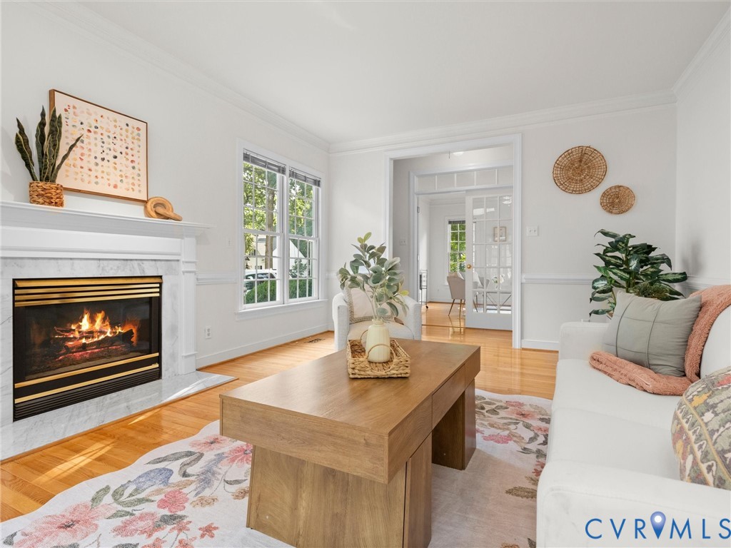 3229 Center Ridge Dr
