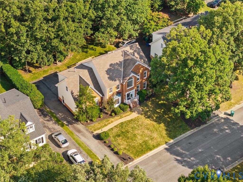 3229 Center Ridge Dr