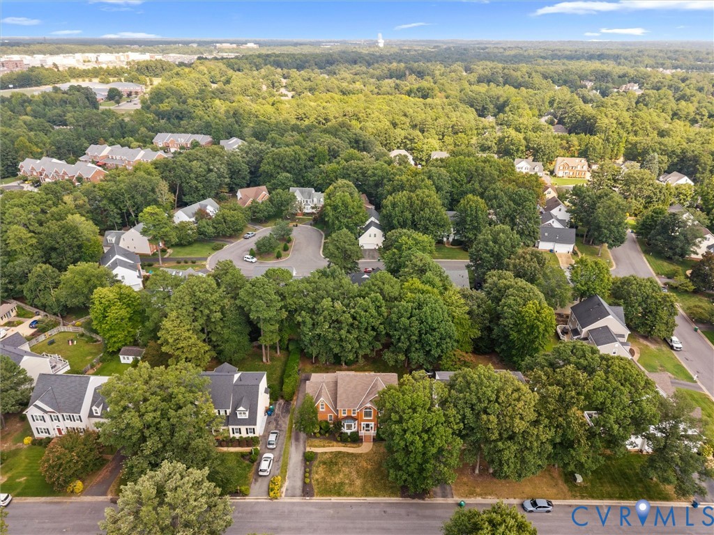3229 Center Ridge Dr
