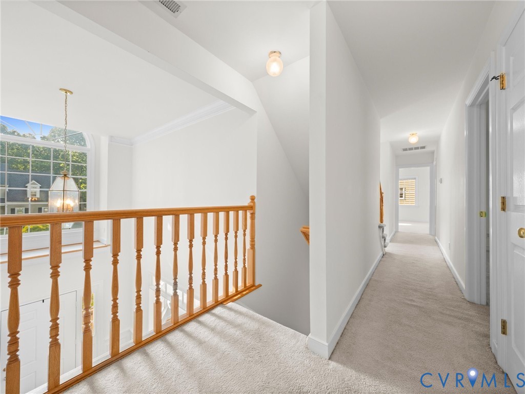 3229 Center Ridge Dr
