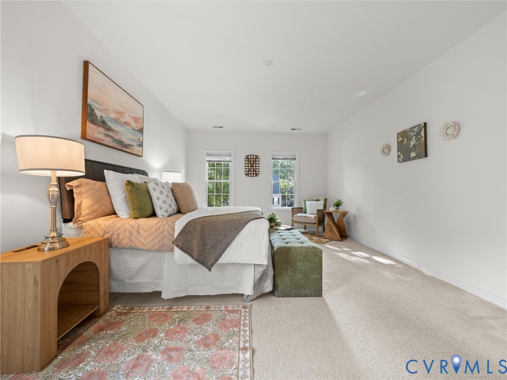 3229 Center Ridge Dr
