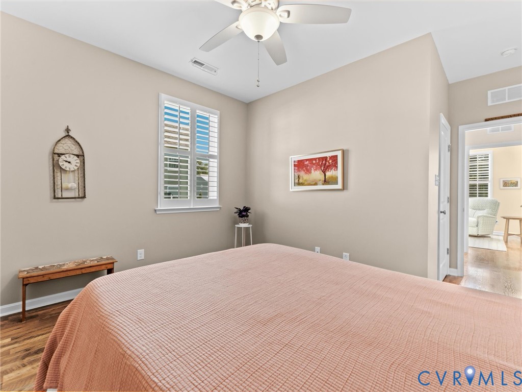 15106 Hazelbury Cir
