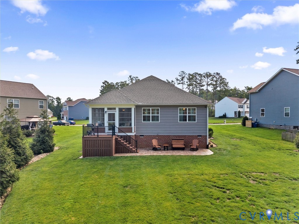 15106 Hazelbury Cir
