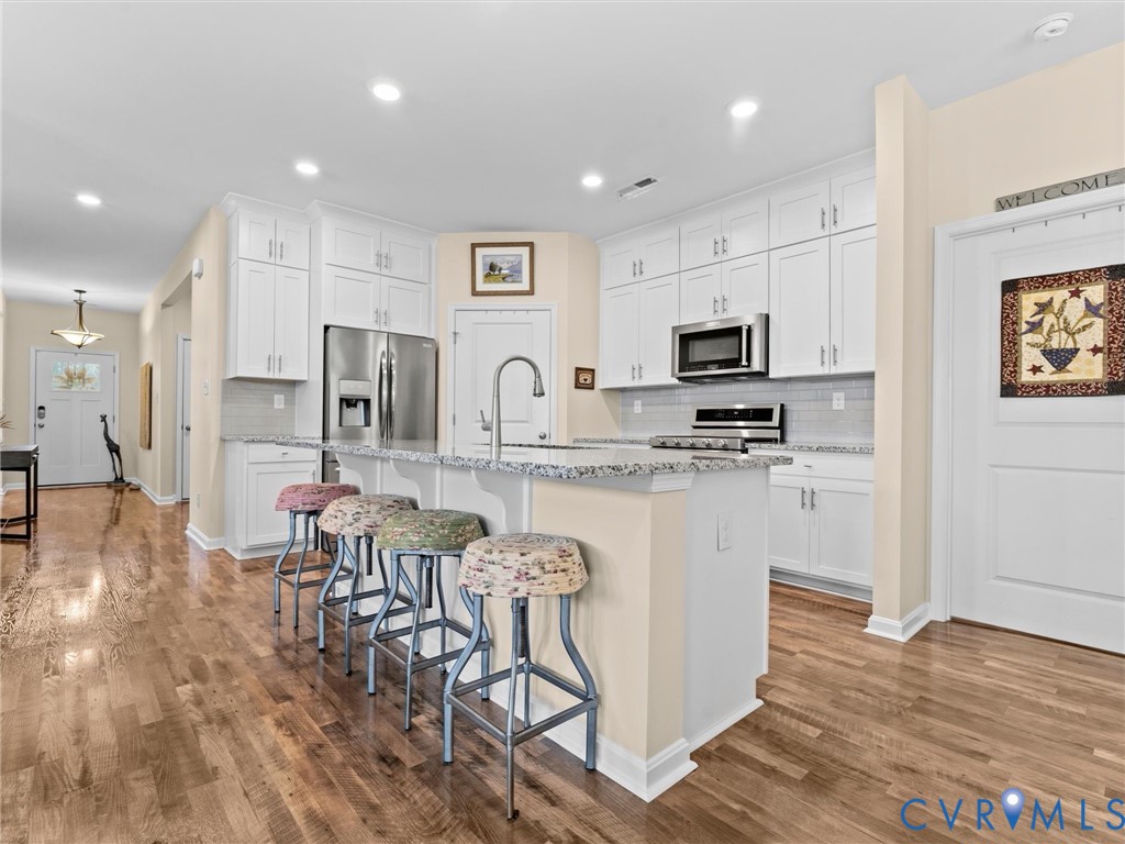 15106 Hazelbury Cir