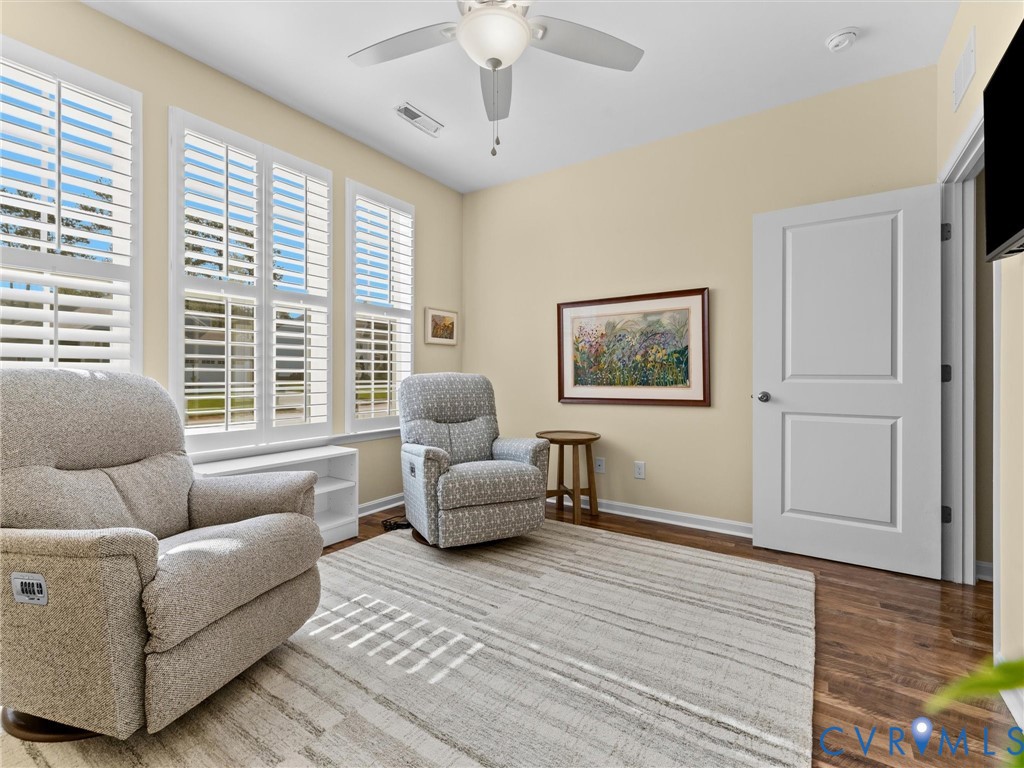 15106 Hazelbury Cir