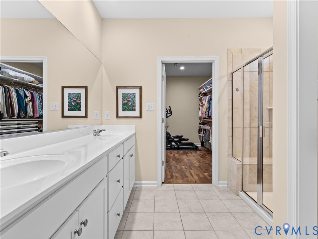 15106 Hazelbury Cir
