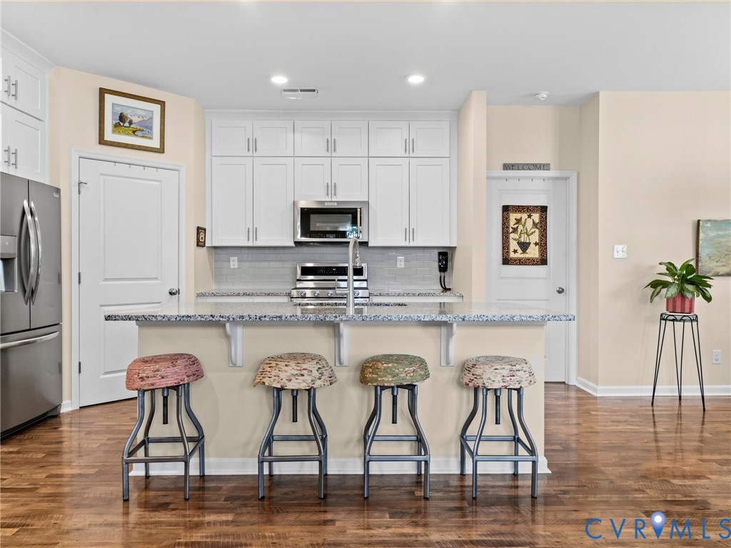 15106 Hazelbury Cir