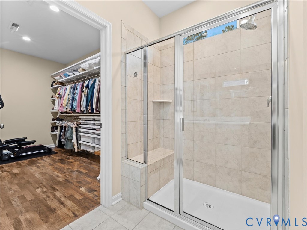 15106 Hazelbury Cir