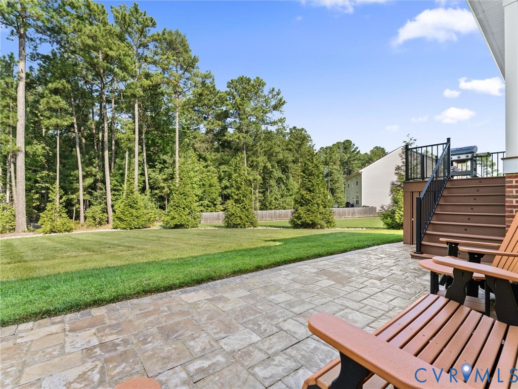 15106 Hazelbury Cir