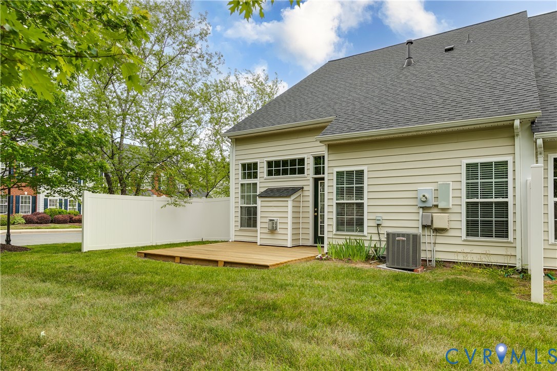 10607 Gate House Ct