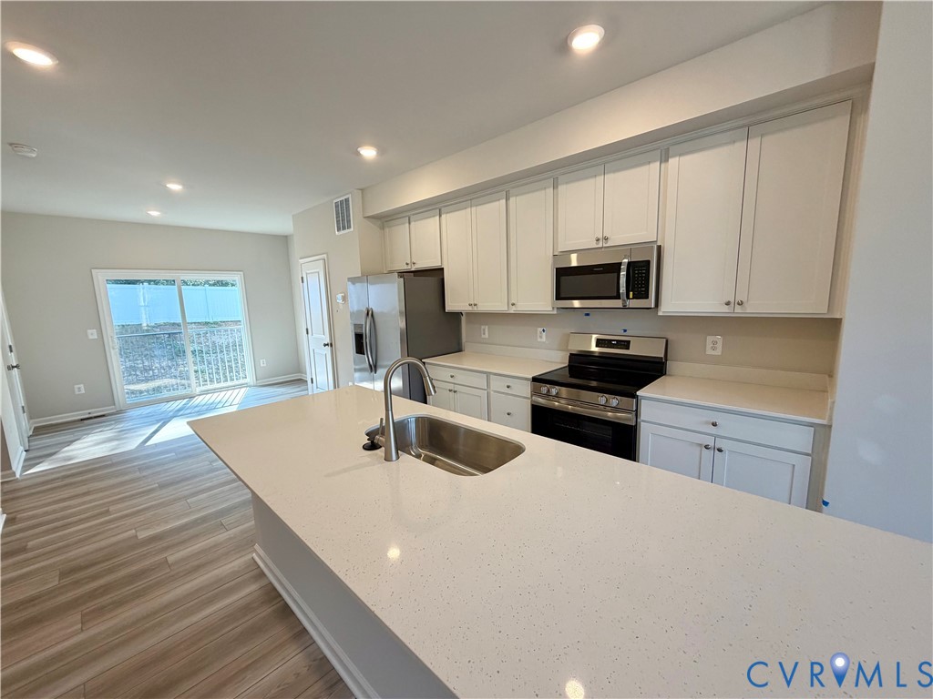 6039 Blue Iris Rd