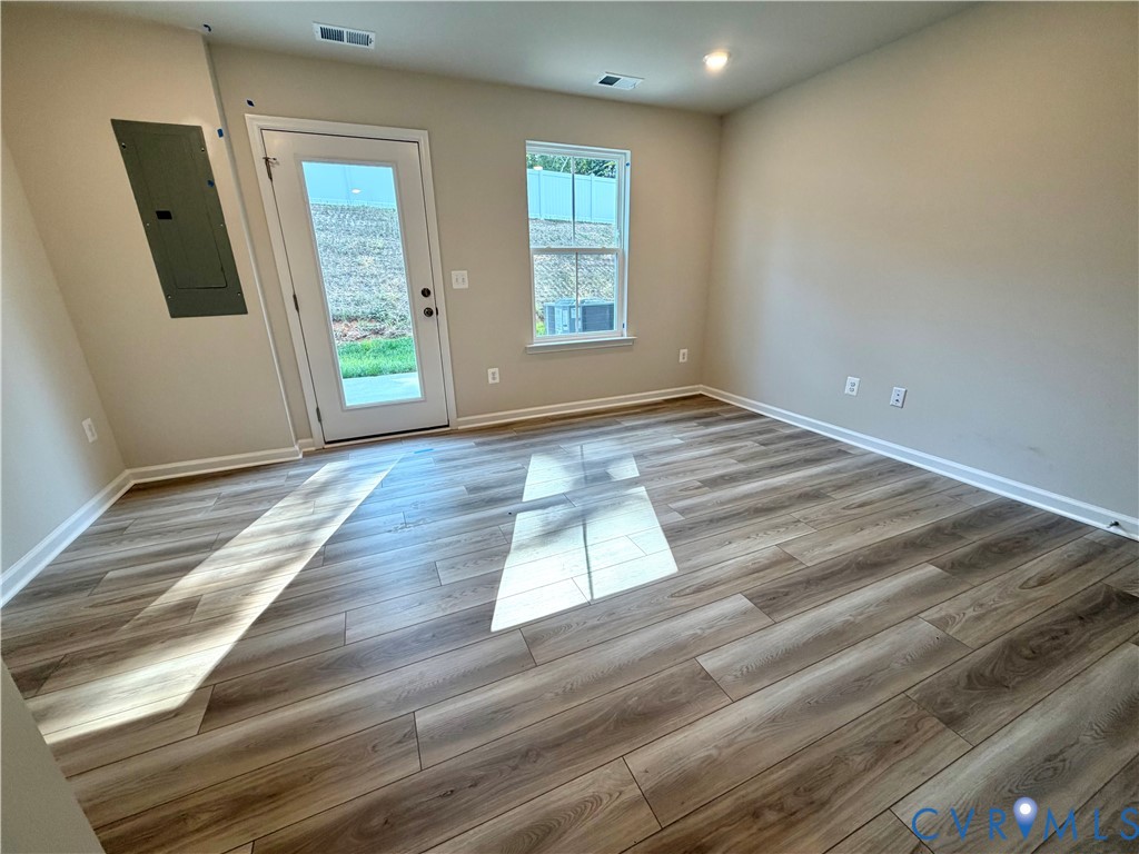 6039 Blue Iris Rd