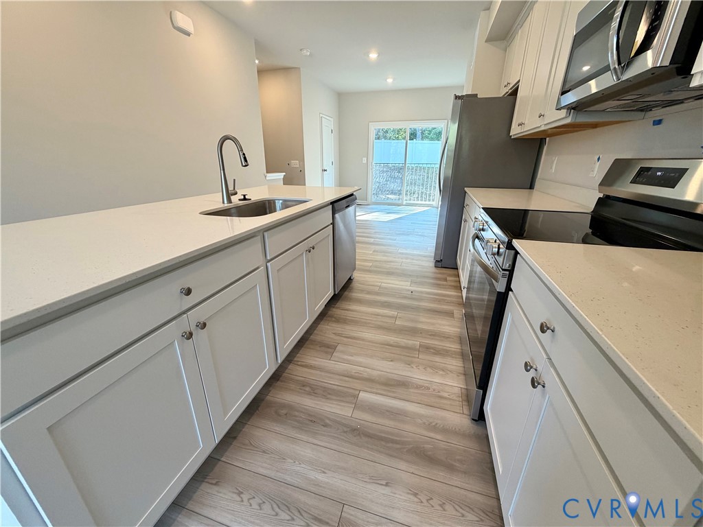 6039 Blue Iris Rd