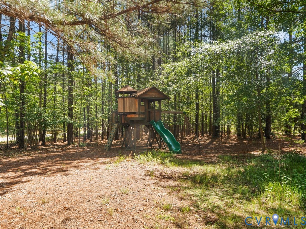 3845 Mill Mount Dr