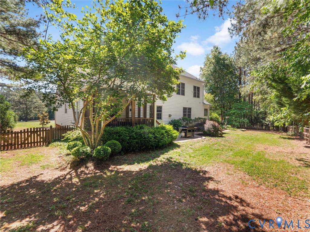 3845 Mill Mount Dr