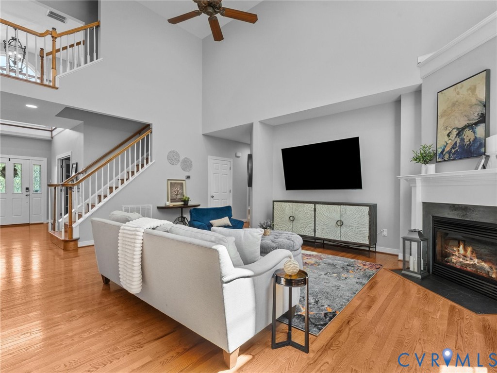 3845 Mill Mount Dr