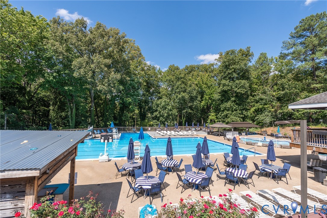 2424 Early Settlers Rd