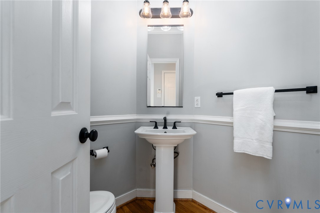 2424 Early Settlers Rd