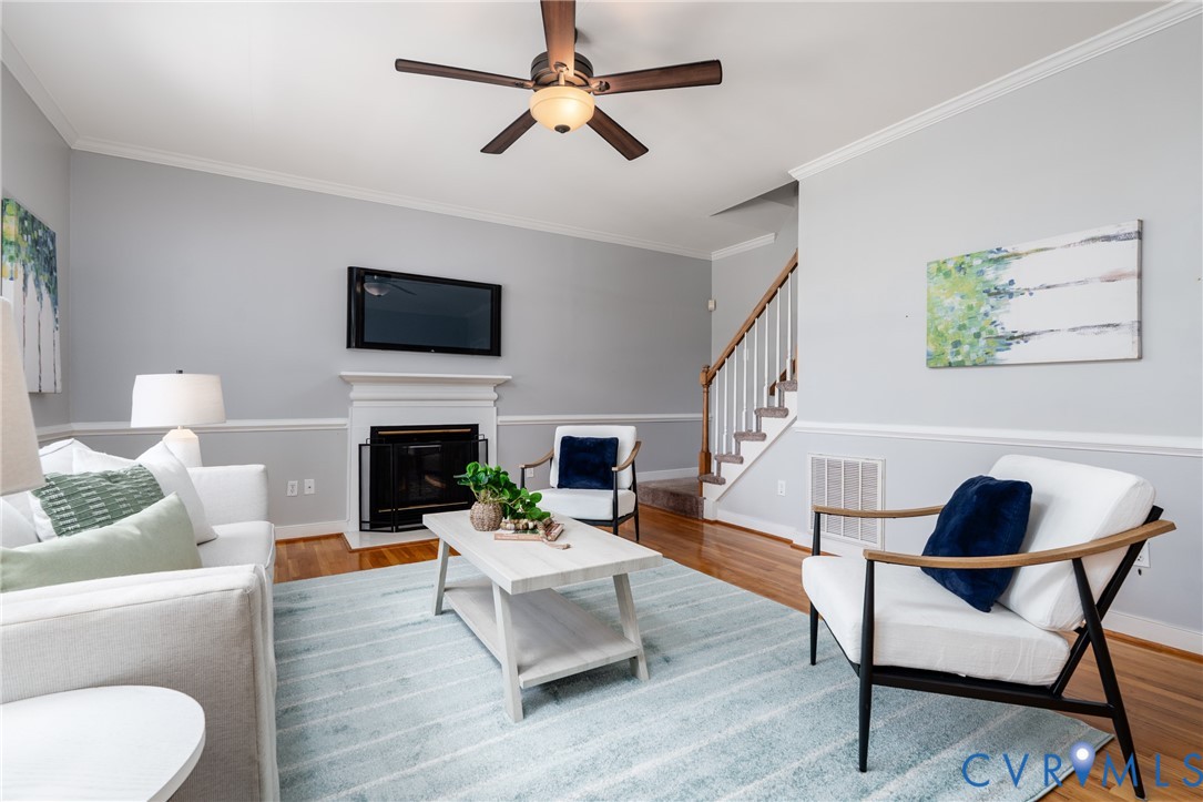 2424 Early Settlers Rd