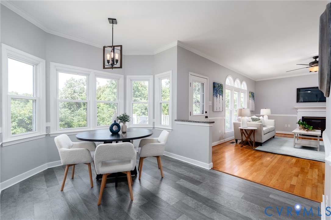2424 Early Settlers Rd