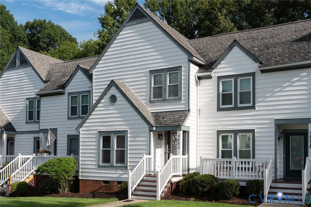 5605 Beacon Hill Dr Midlothian VA