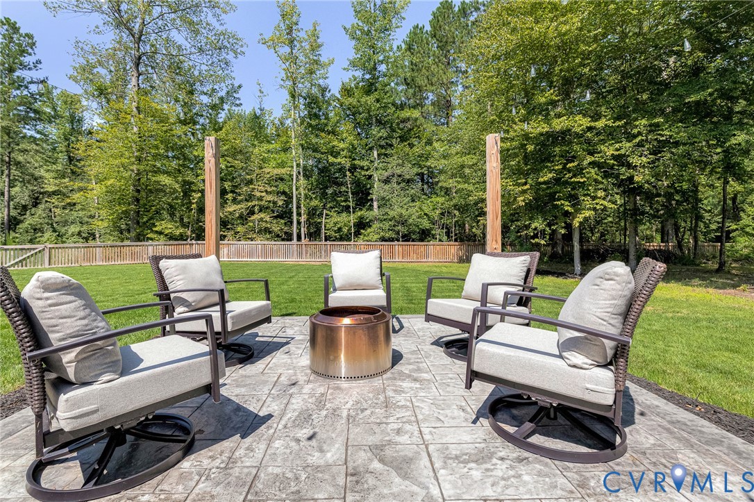9543 Halifax Green Dr