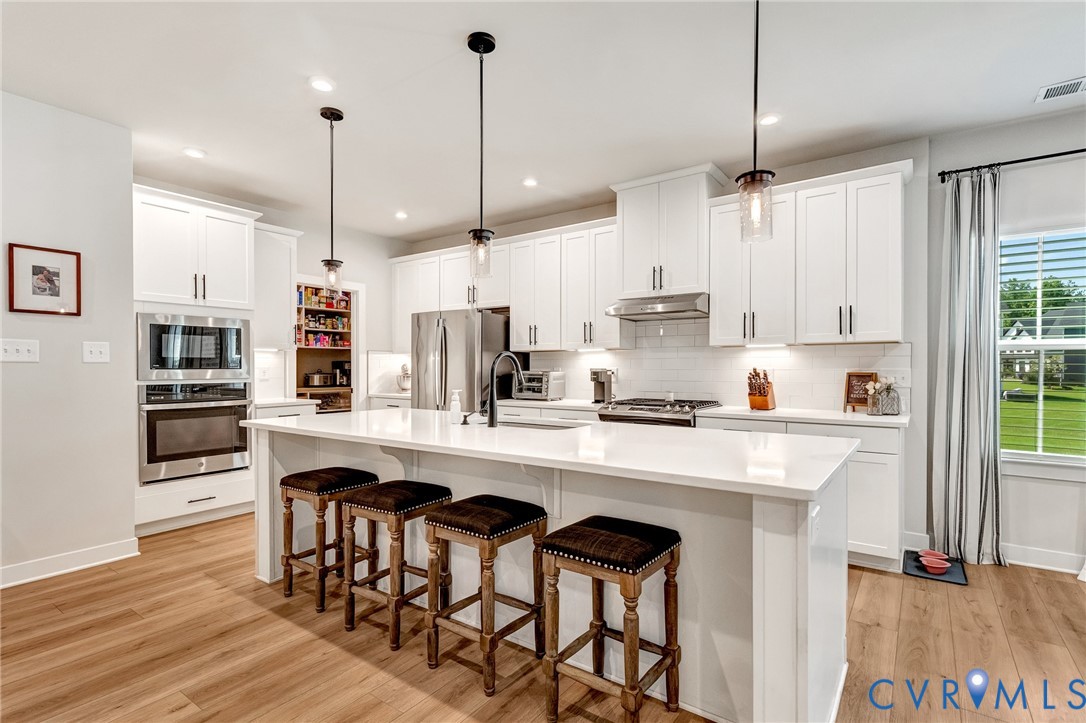 9543 Halifax Green Dr