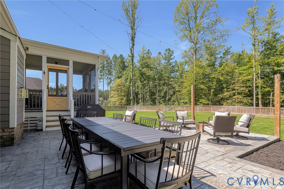 9543 Halifax Green Dr
