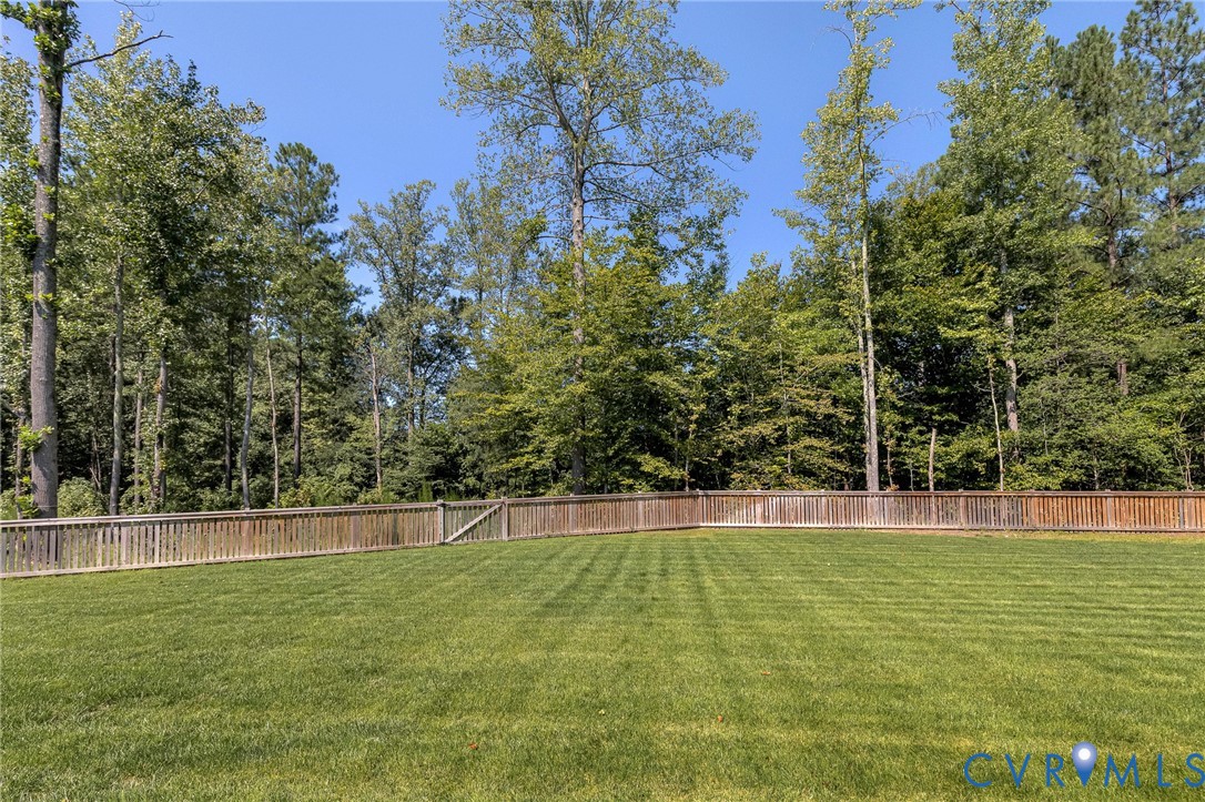 9543 Halifax Green Dr