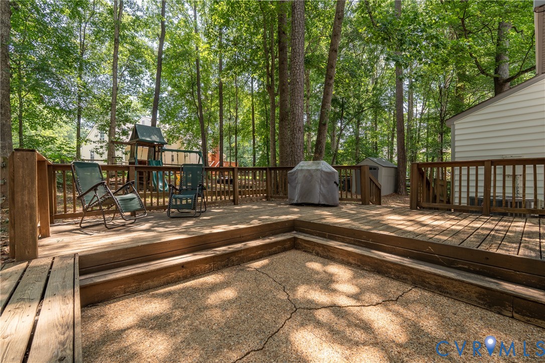 2305 Turtle Hill Ct