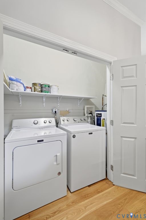 311 W 27th St