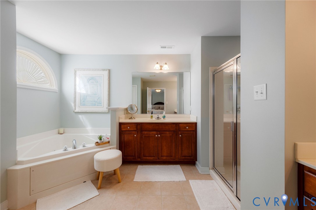 12618 Hampton Crossing Dr