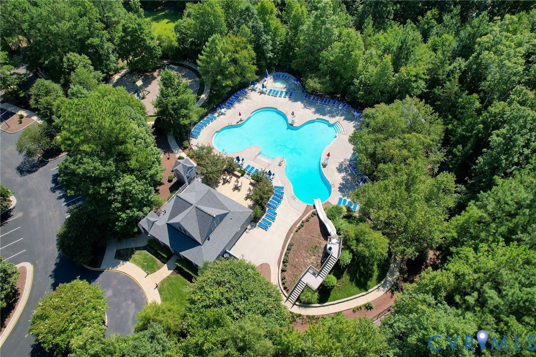 12618 Hampton Crossing Dr