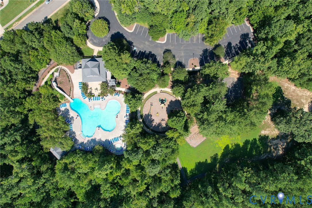 12618 Hampton Crossing Dr