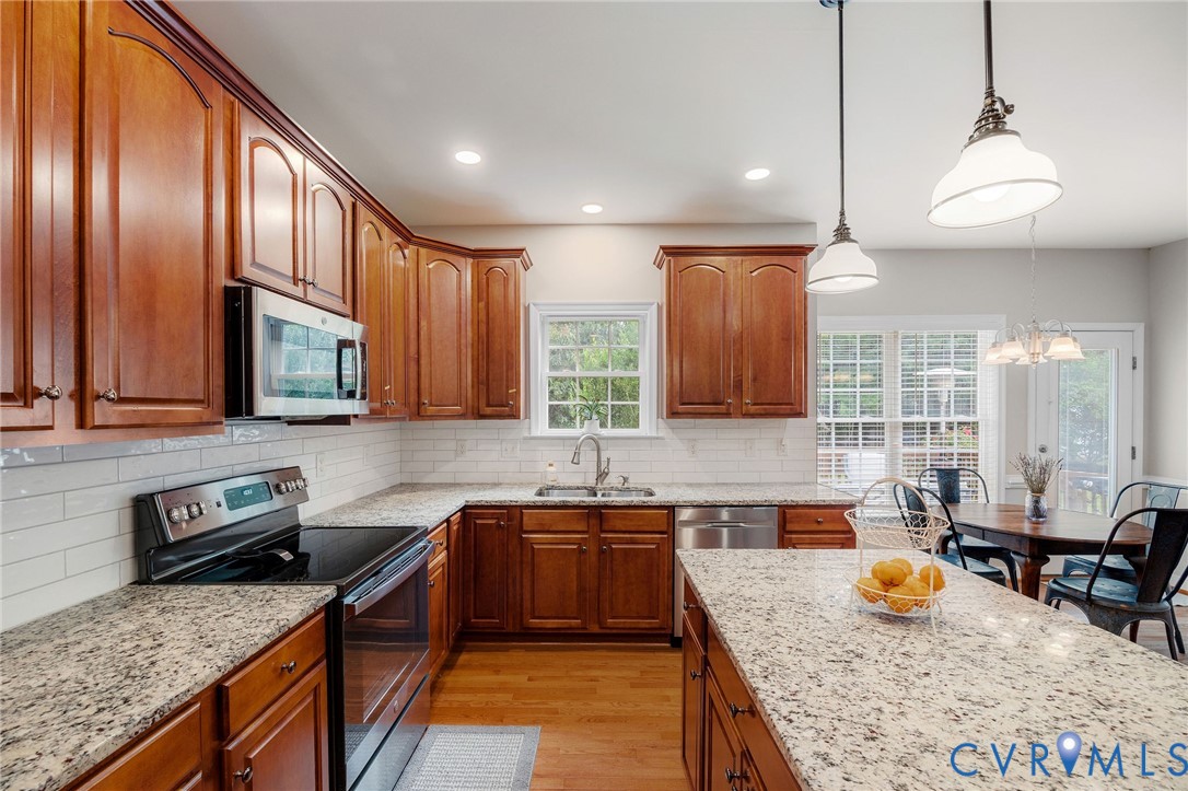 12618 Hampton Crossing Dr