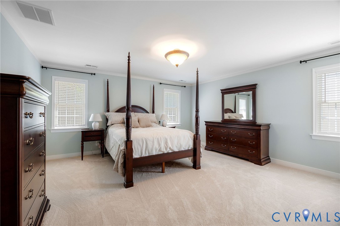 12618 Hampton Crossing Dr