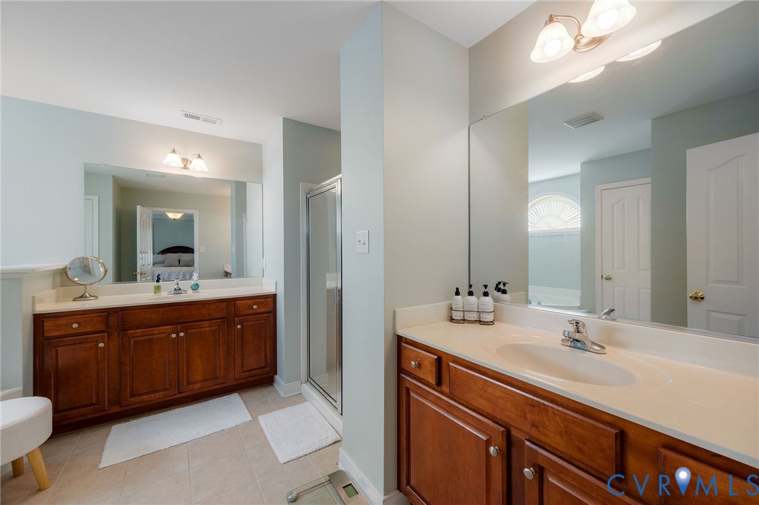 12618 Hampton Crossing Dr