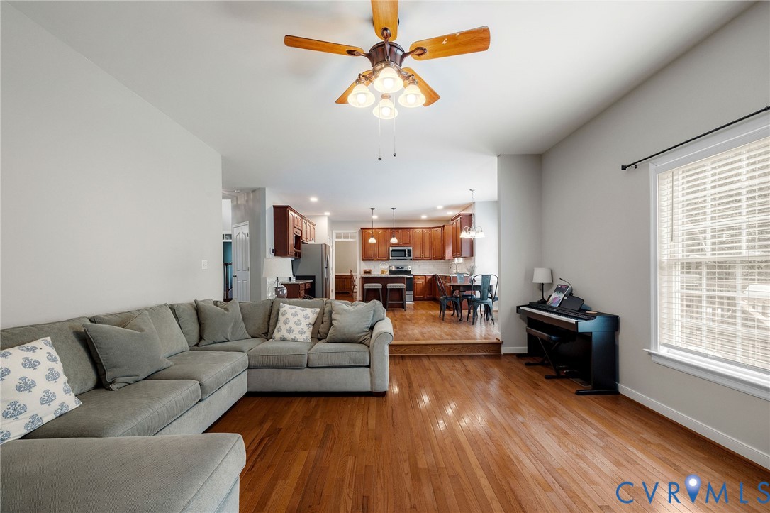 12618 Hampton Crossing Dr