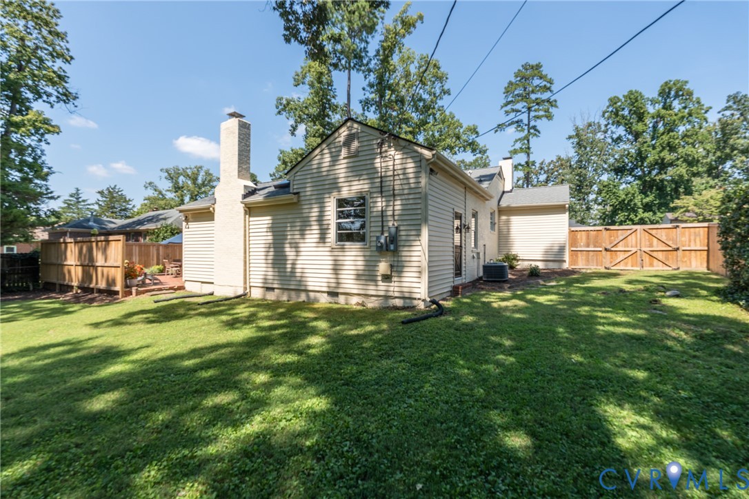 8809 Brawner Dr