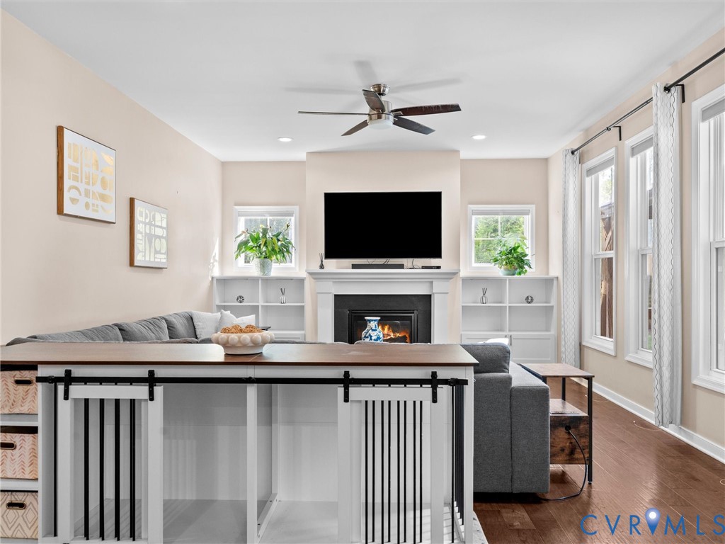9343 Lavenham Ct