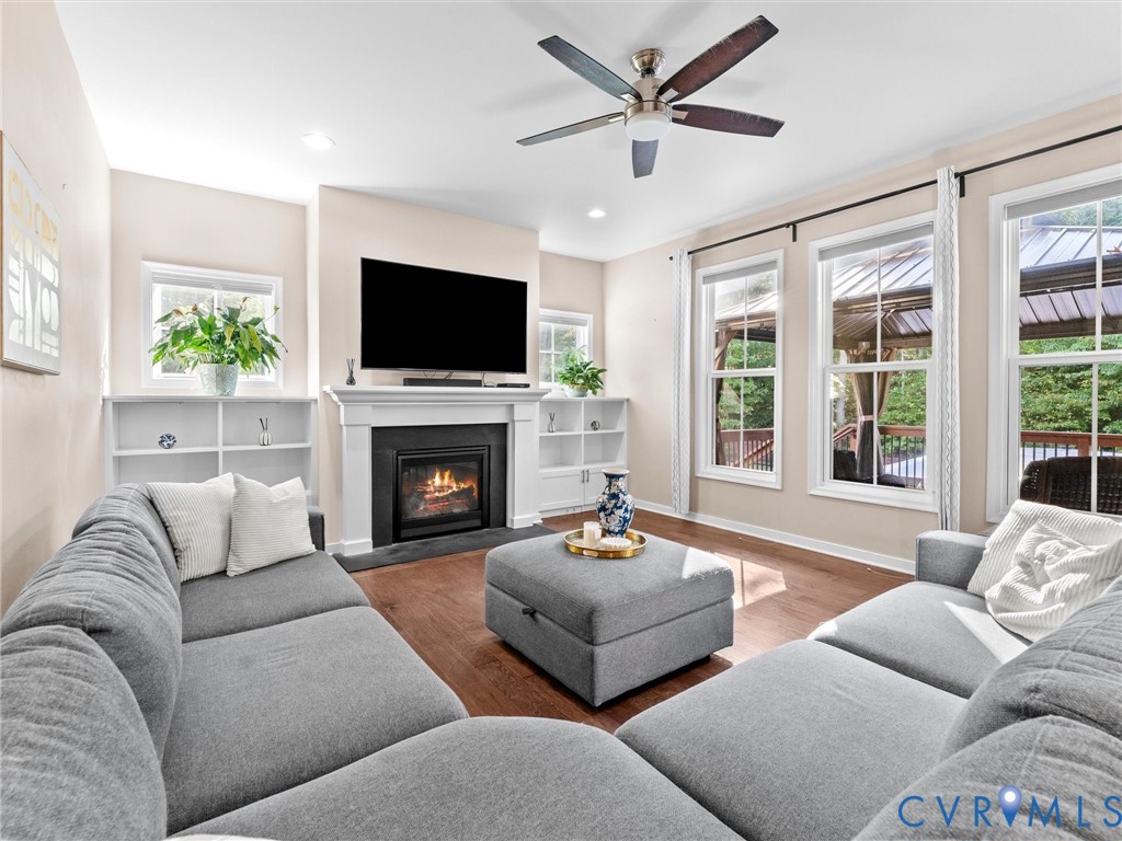 9343 Lavenham Ct