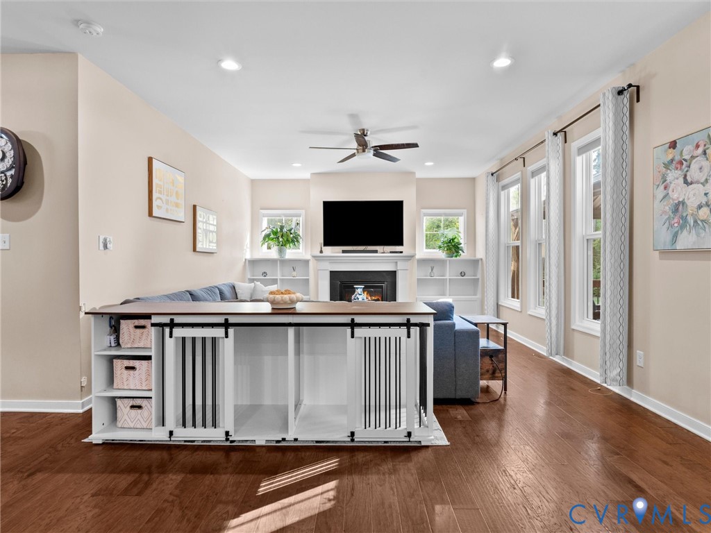 9343 Lavenham Ct