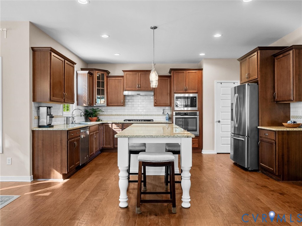 9343 Lavenham Ct