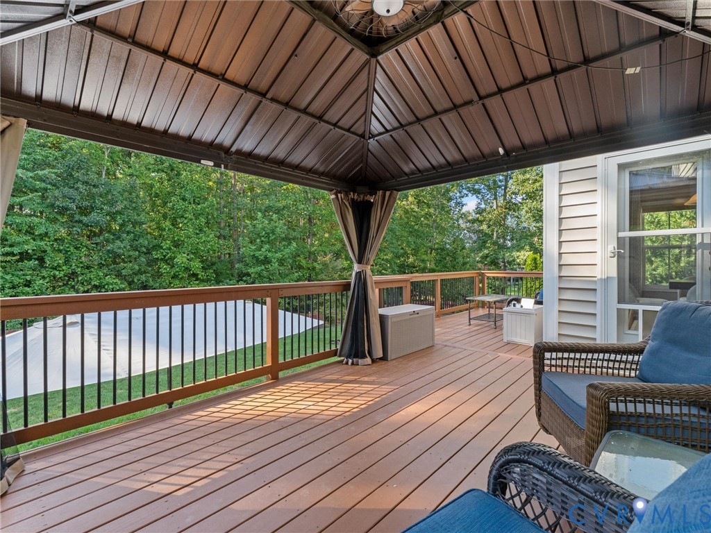 9343 Lavenham Ct