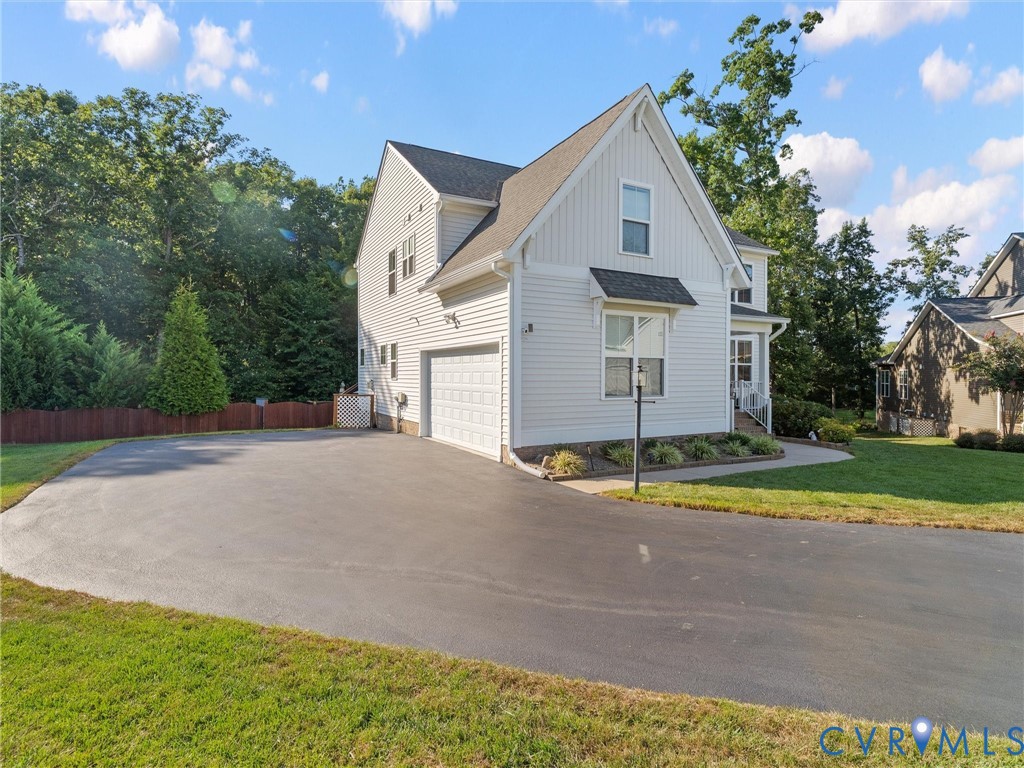 9343 Lavenham Ct