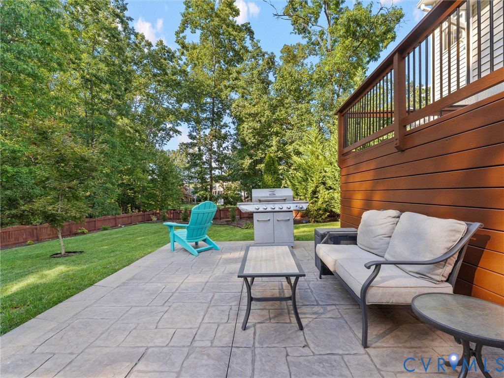 9343 Lavenham Ct
