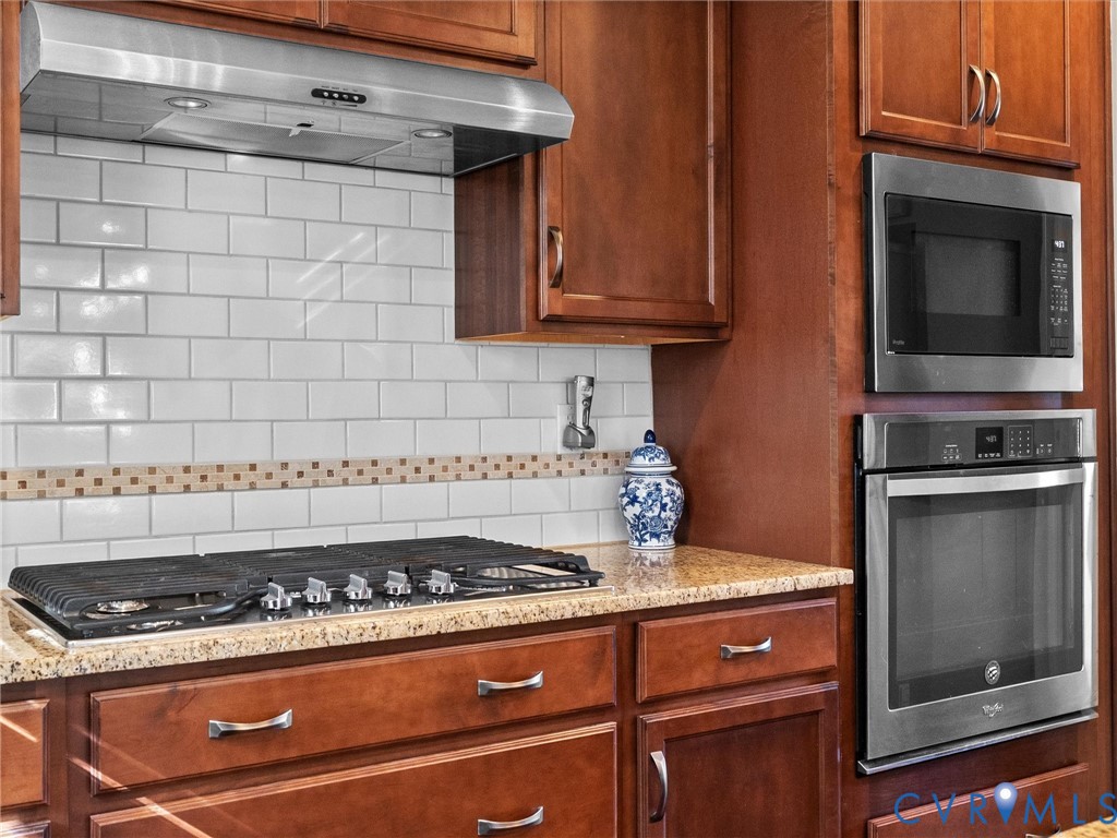9343 Lavenham Ct